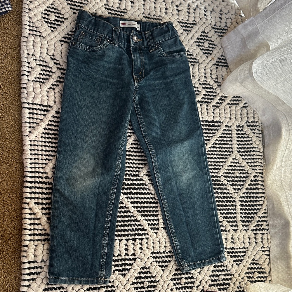 Dark Levi’s Blue Denim Jeans